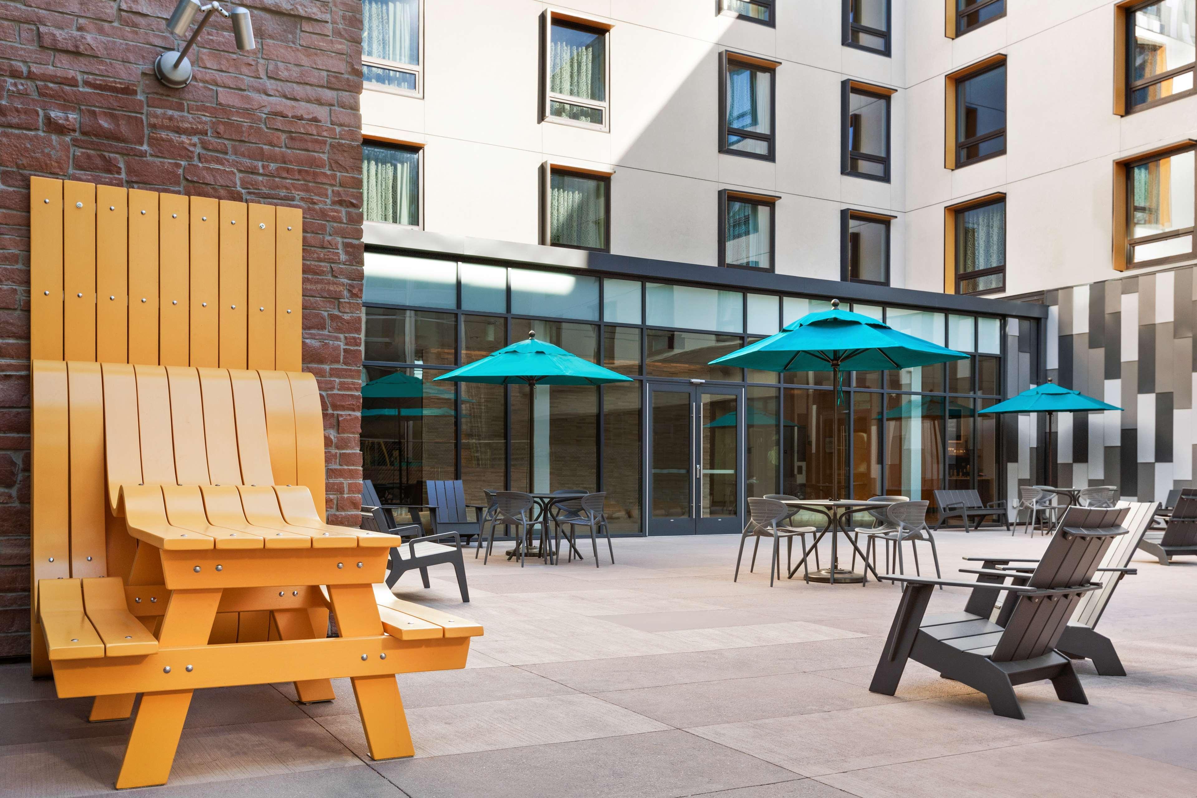 Embassy Suites By Hilton Boulder Exteriér fotografie