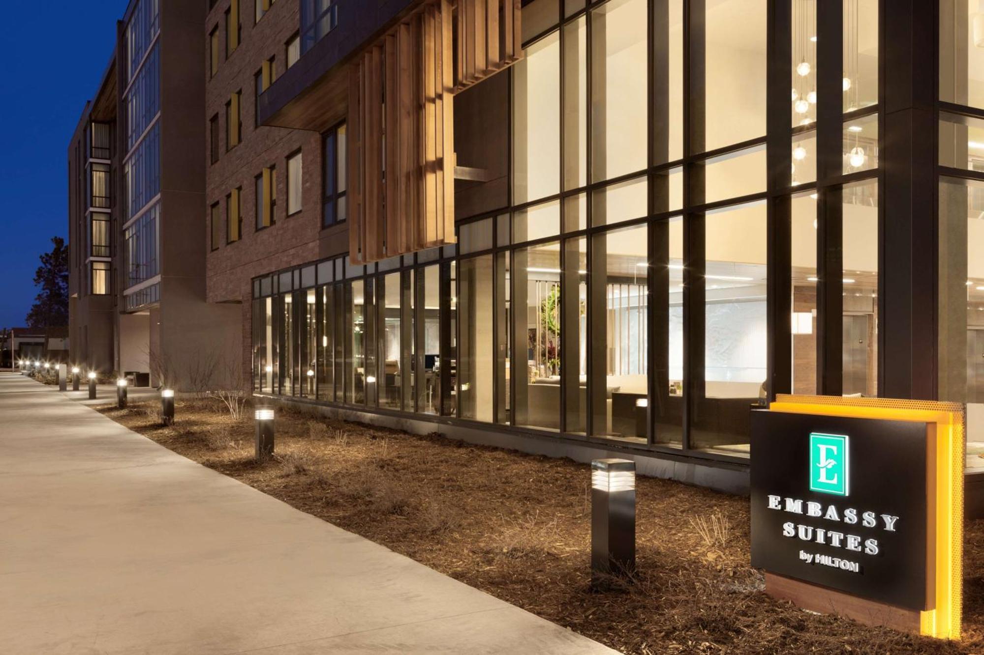 Embassy Suites By Hilton Boulder Exteriér fotografie